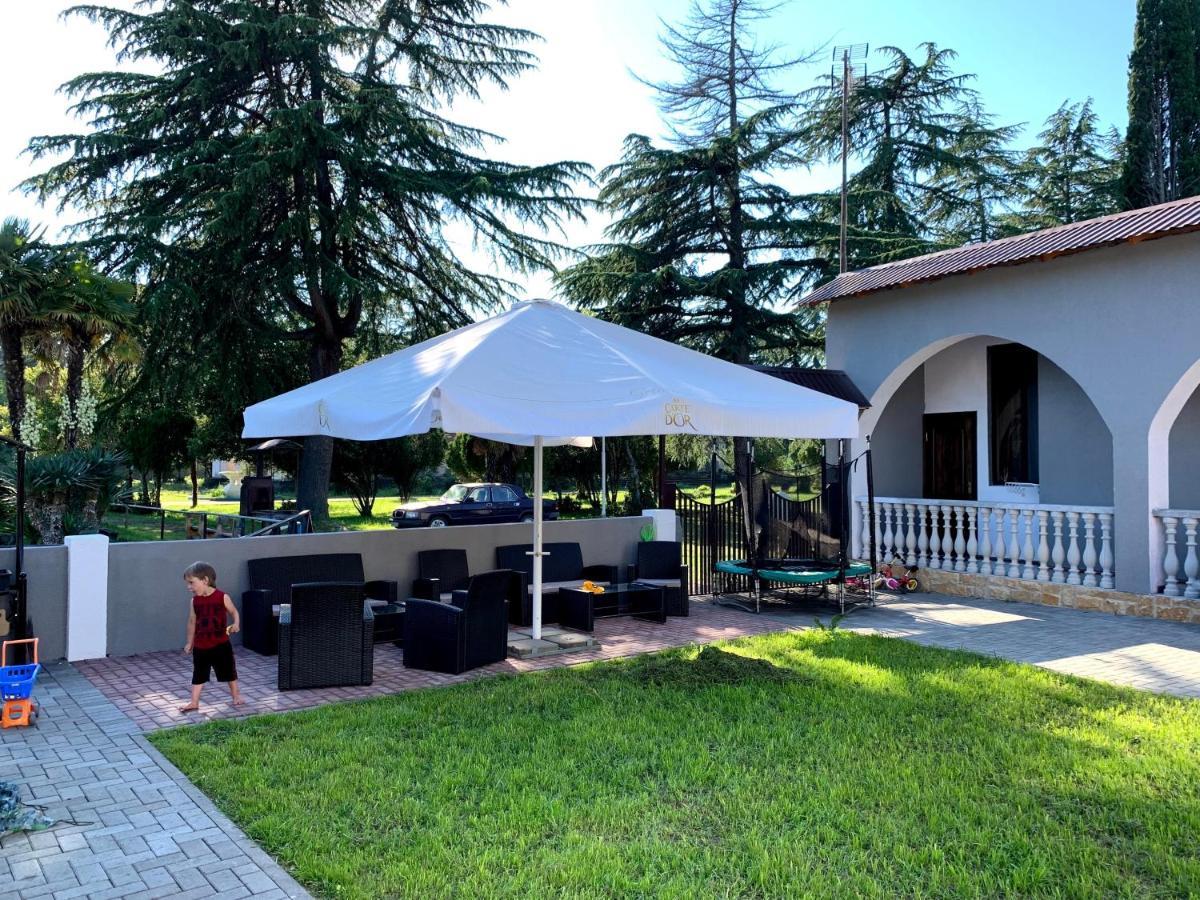 Mini Hotel Amra Pițunda Exterior foto